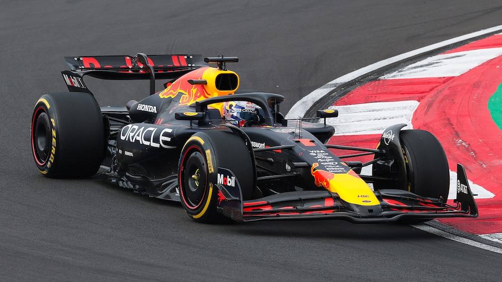 开云体育-迈凯伦逆转红牛车队，维斯塔潘扛起全队