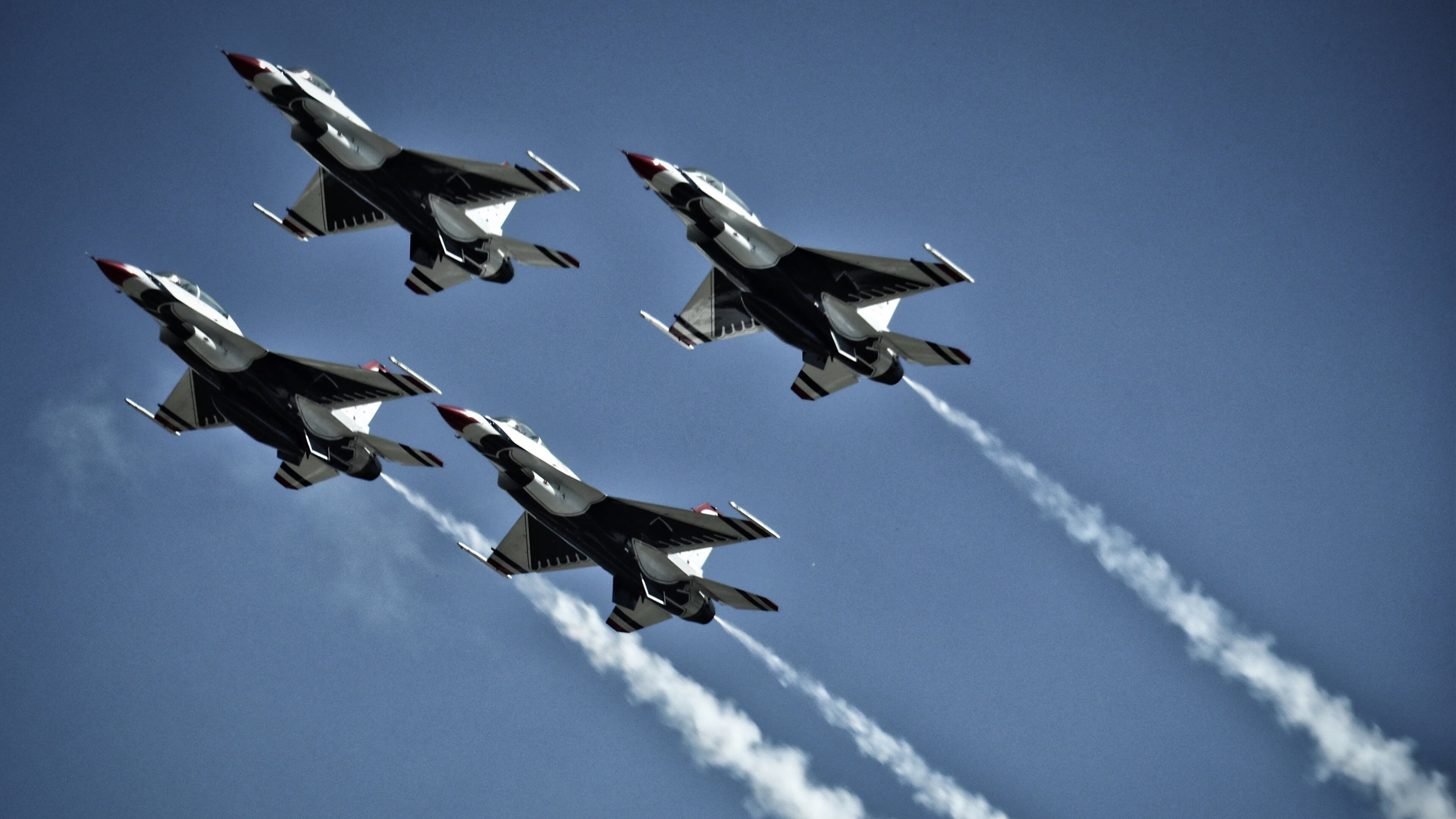 唯一的答案，当保罗在焦点战破茧，雄鹿掀翻太阳的剧本被他改写