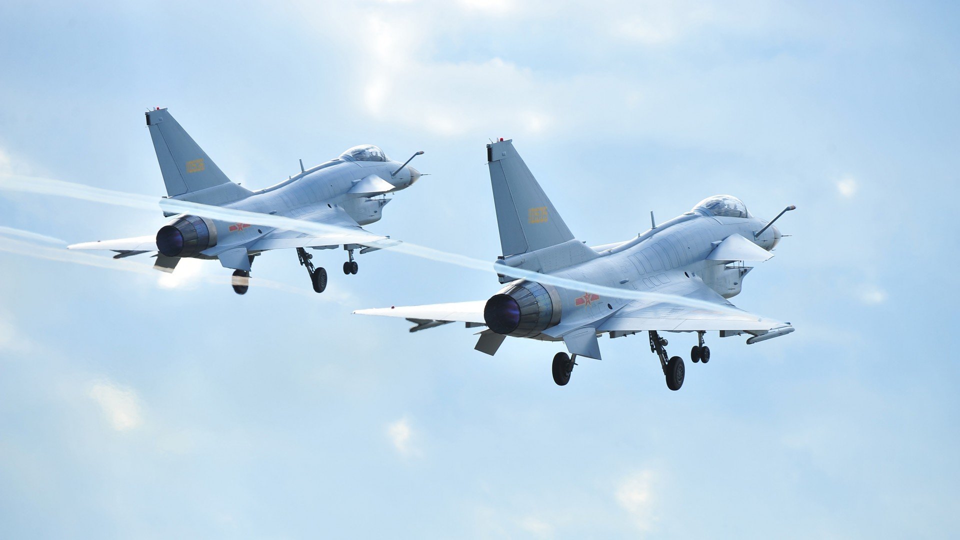 开云体育在线-当巴斯克雄狮遇见非洲雄狮，一场友谊赛如何让德里赫特成为风暴中心？