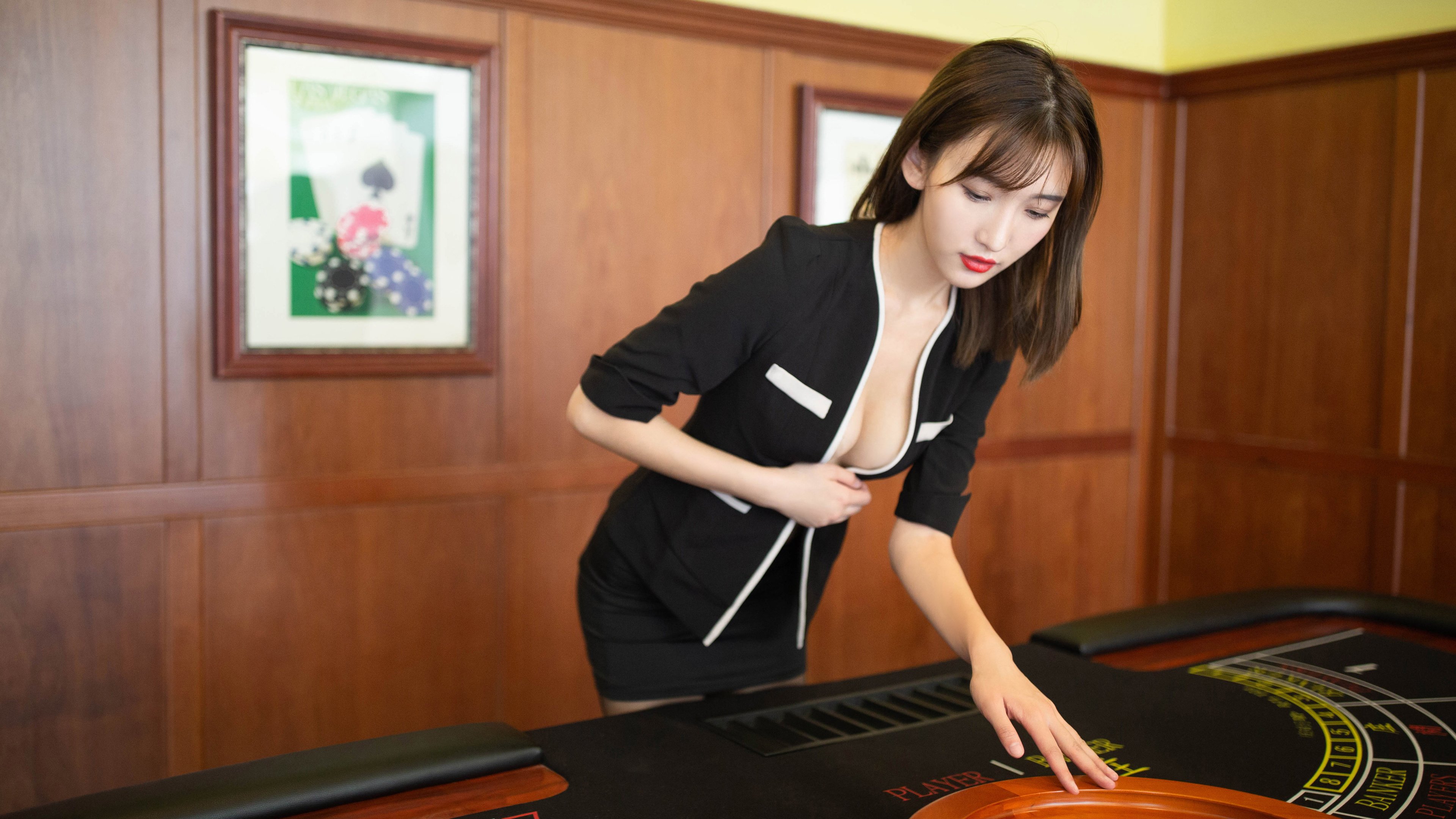 极速狂飙与双城记,巴林赛道与罗马奥林匹克的轰鸣